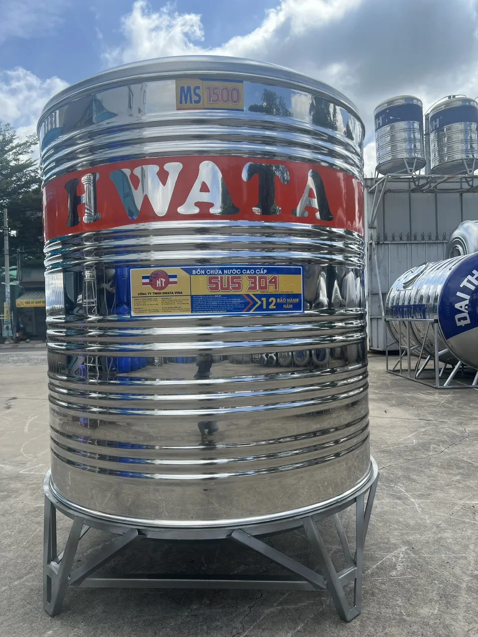 Bồn nước inox Hwata 1500L đứng H1500D Bồn nước inox Hwata 1500L đứng H1500D